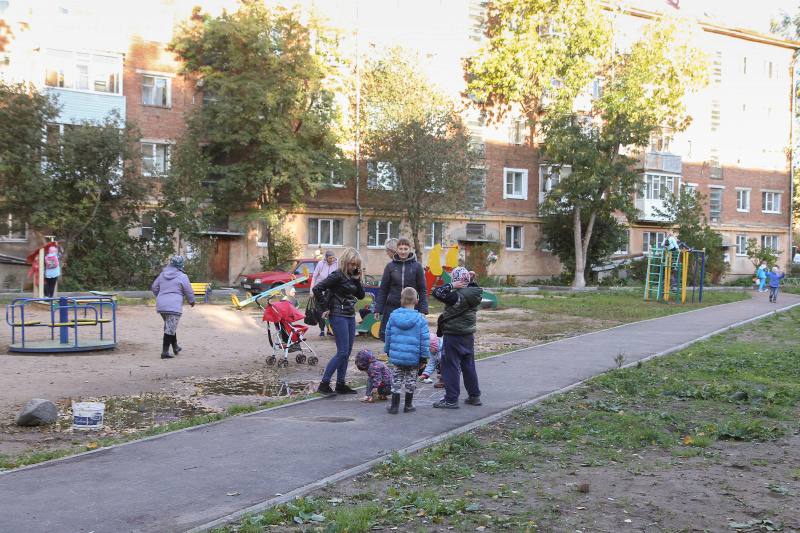 Заречная чайковский. Горького 105б. Микрорайон Заречье Вологда. Горького 105 Вологда. Ул Горького 105б Вологда.