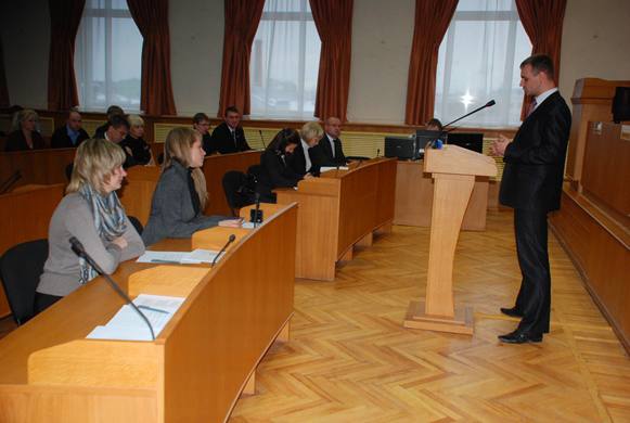 /load/download/news_photos/27.12.11/parlament/DSC_0326.JPG